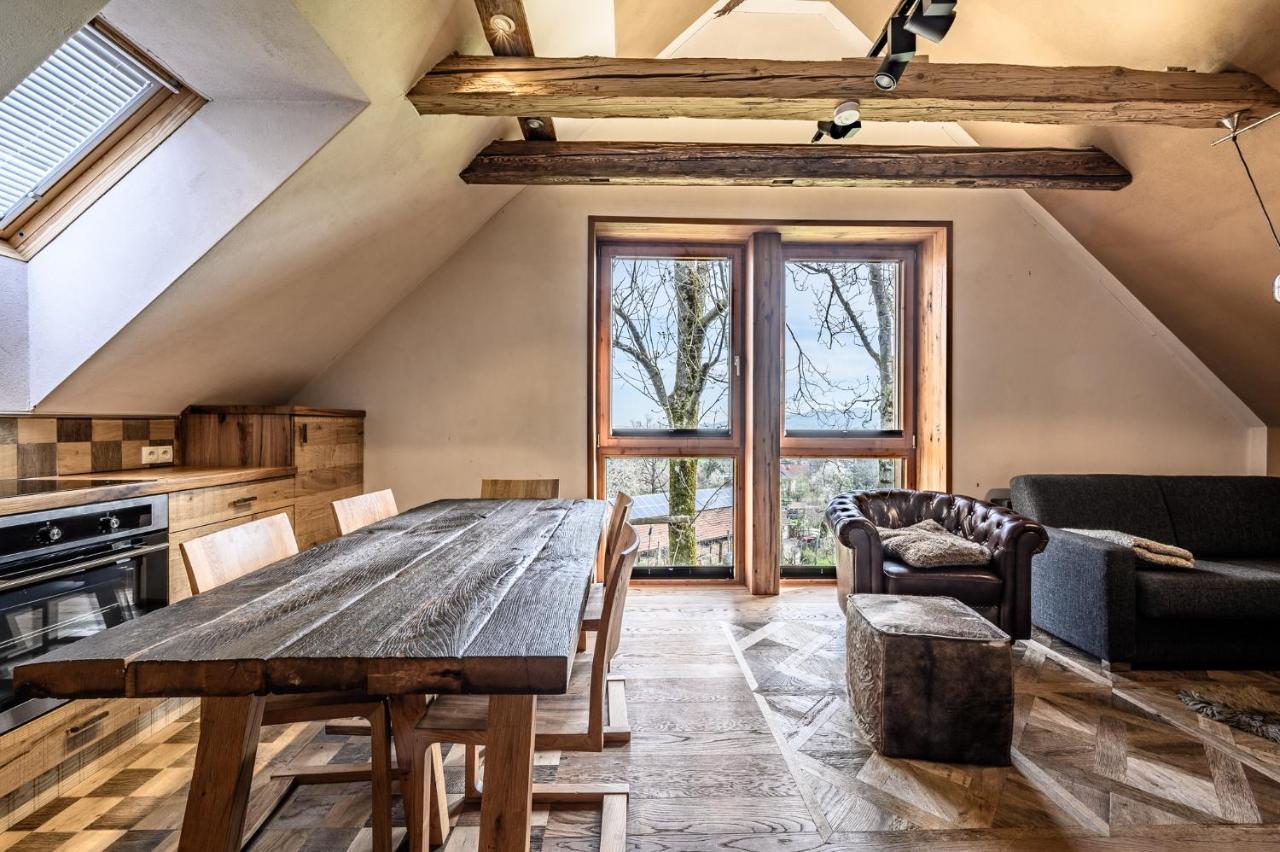 Der Baum Hideaway Apartman Inzersdorf im Kremstal Kültér fotó