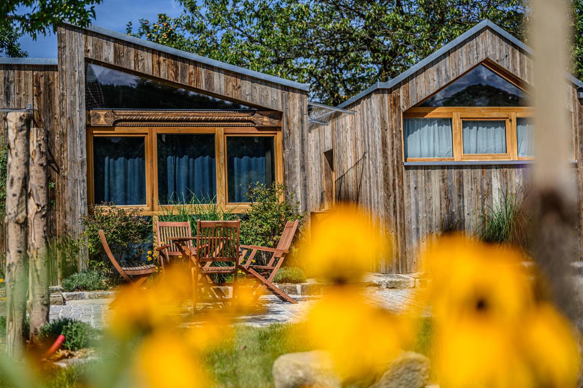 Der Baum Hideaway Apartman Inzersdorf im Kremstal Kültér fotó